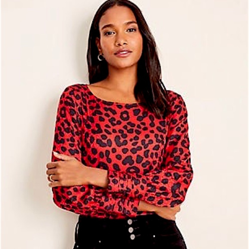 NWT Ann Taylor Red + Black Cheetah Animal Print Boatneck LS Blouse, Size Medium